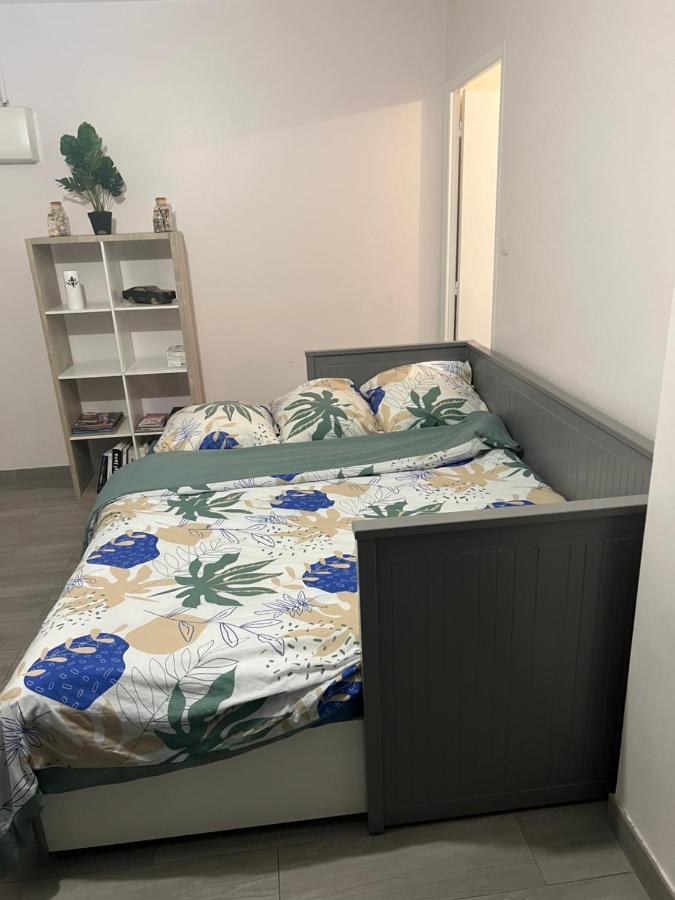 Appartement Pres De La Defense Nanterre Eksteriør bilde